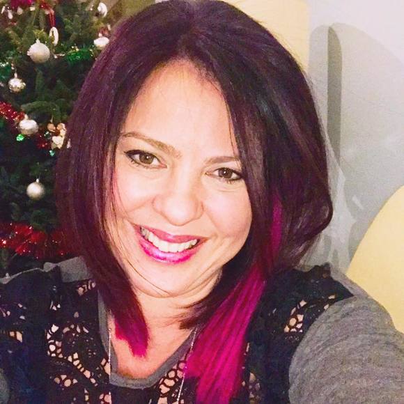 Meet your Posher, Adriana - Picture 1 of 1